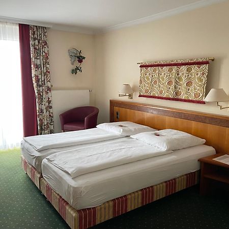 Hotel Ochsen שטוטגרט מראה חיצוני תמונה