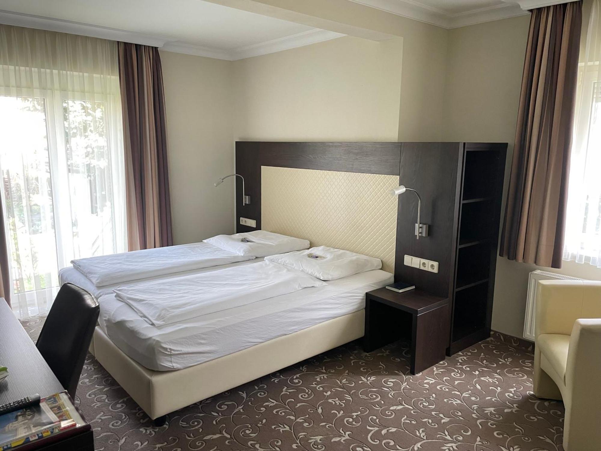 Hotel Ochsen שטוטגרט מראה חיצוני תמונה